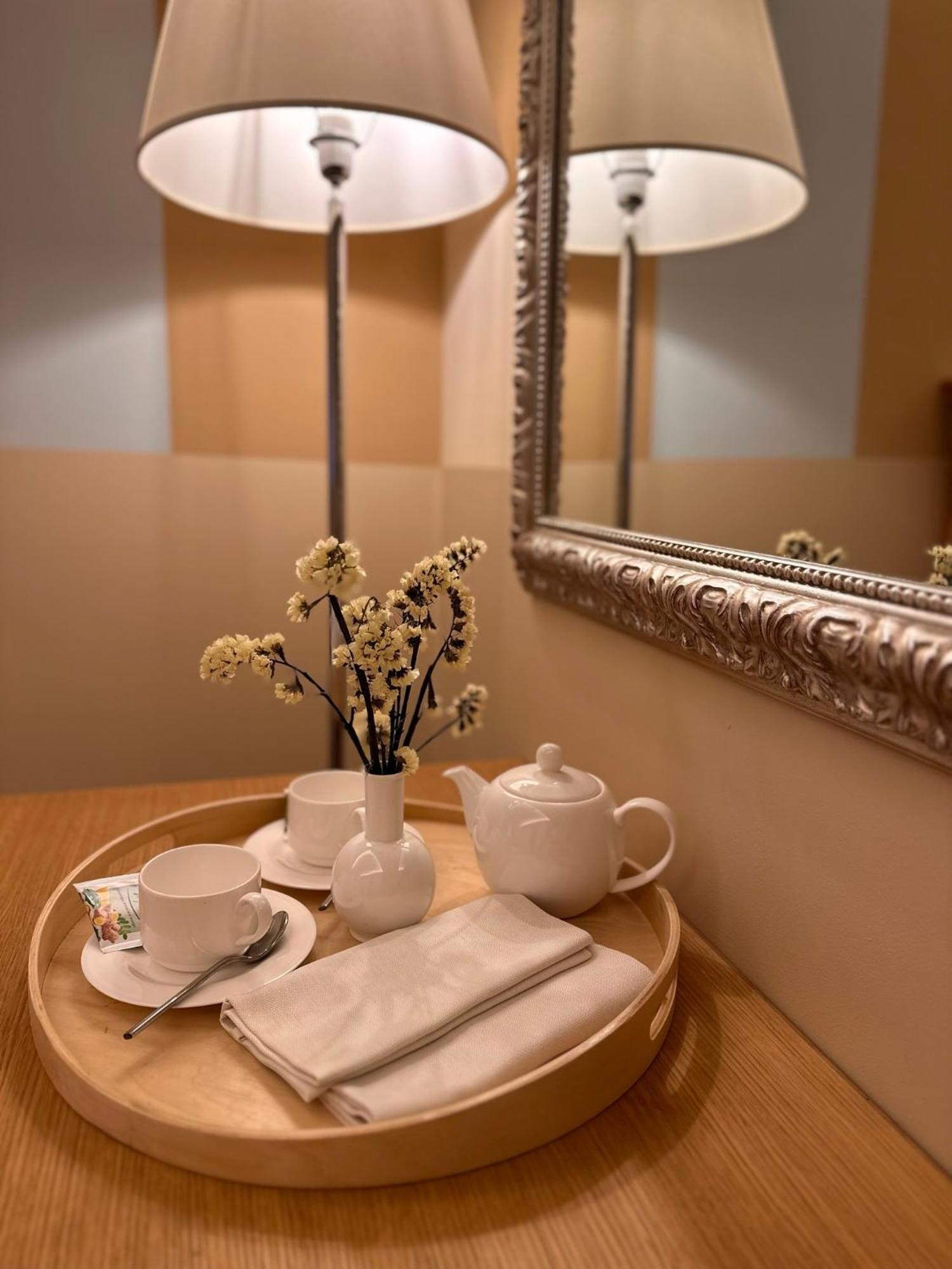 One-Bedroom Apartment,1583661910:JPEG